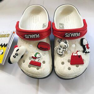 NWT Crocs Kids Girls Peanuts Classic Clogs Slip On Shoes C11 12 13